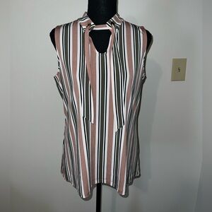 ⭐️3/$30!⭐️ Liz Claiborne Tanktop